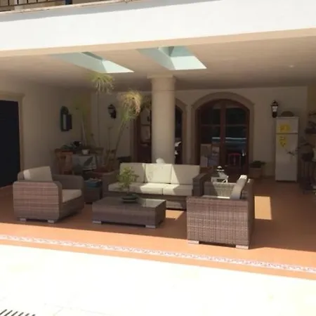 Quinta Da Sobreira Bed & Breakfast 3*